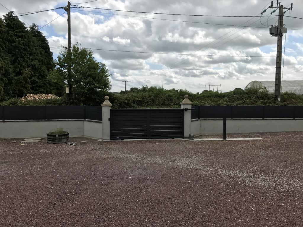 Portes et cl�tures ALU - Lebas bruno