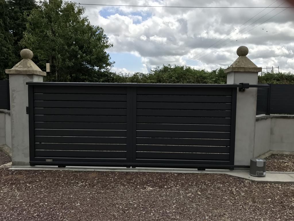 Portes et cl�tures ALU - Lebas bruno