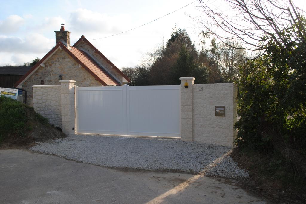 Portail PVC - Lebas Bruno